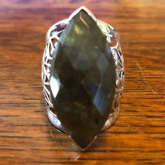 $72  Sterling Silver Estate Ring   Marked SX 925 Thailand  Size 8 open shank. - Picture 6 of 10